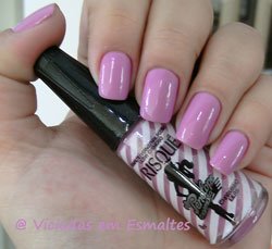 unhas e esmalte