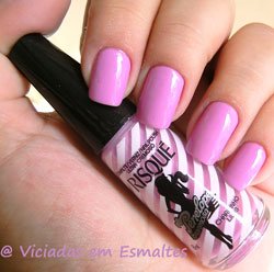 unhas e esmalte