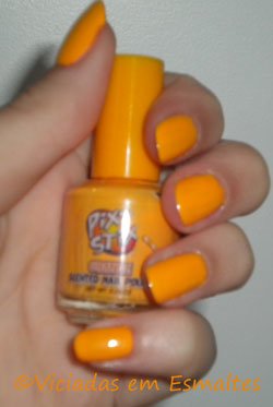 Esmaltes e Unhas