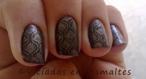 Esmalte Hits + Carimbo Konad