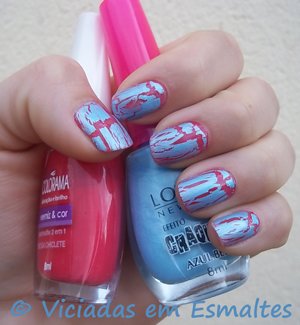 unhas e esmaltes