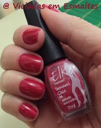 unhas e esmalte
