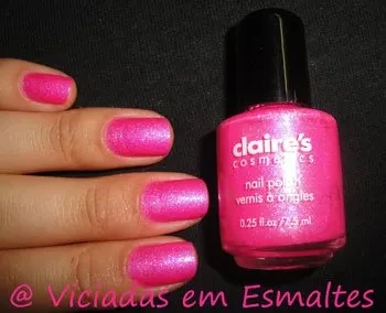 unhas e esmalte
