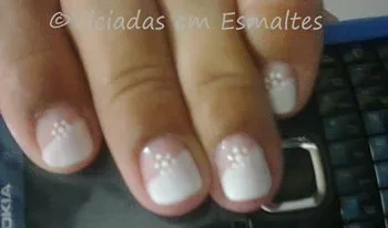 Unhas Francesinhas