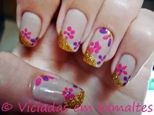Flowerish unhas