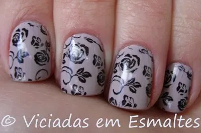 flores-preta-2 unhas
