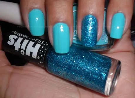 Esmalte Azul * Filha Única com Glitter Forte