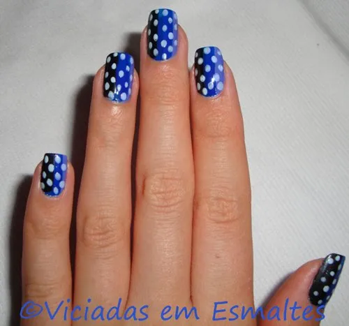 Esmaltes Azuis * Degradê de Bolinhas