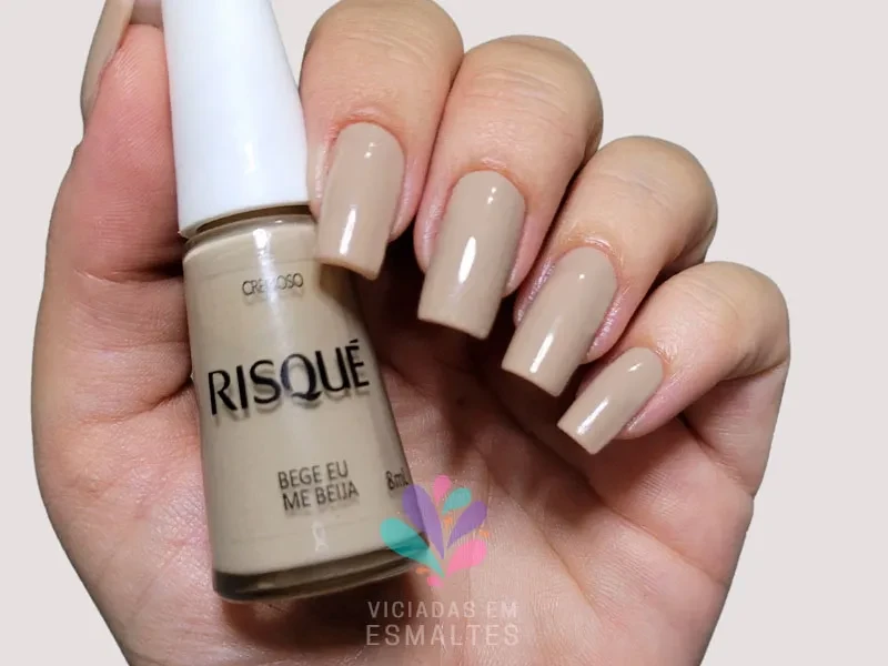 esmalte risque bege eu me beija