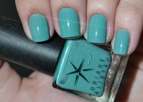 Esmaltes Adriane Galisteu