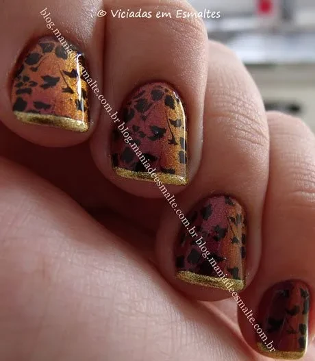 Unha Decorada com Kit Carimbo