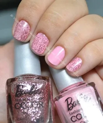 unhas com esmalte cupcake barbie