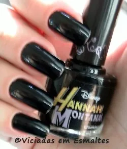 unhas e esmalte