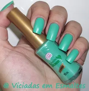 esmalte e unhas