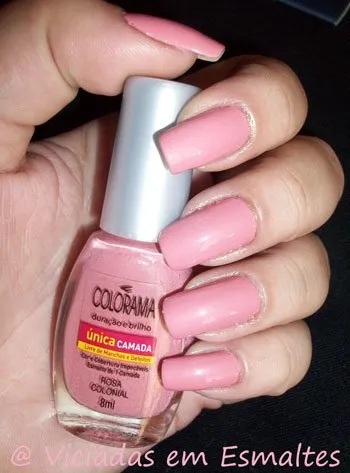 unhas e esmalte