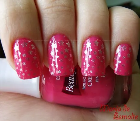 Unhas com Esmalte Beauty Color