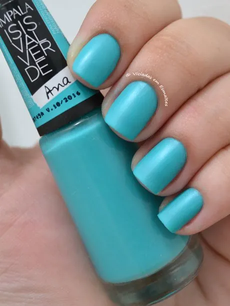 Esmaltes Isis Valverde