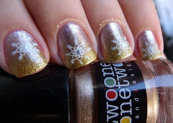 Unhas Decoradas com Konad para o Ano Novo