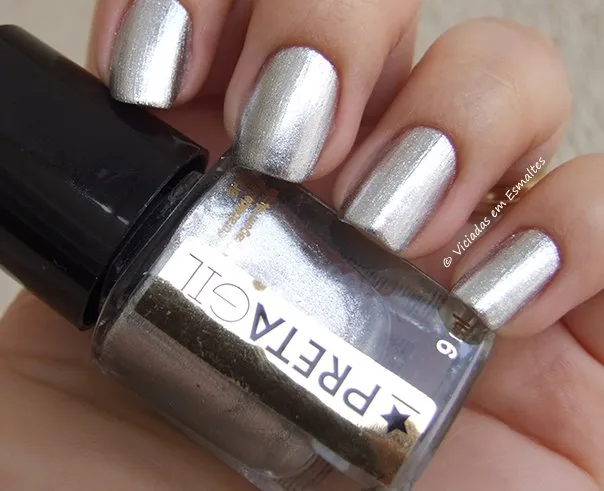 Esmalte cromado prateado Preta Gil Magnético