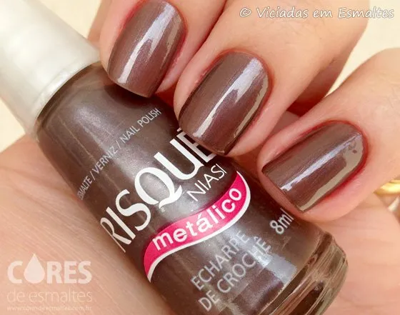 Esmaltes-Risque-Colecao-Brasil-por-Risque-Moda-Echarpe-de-Croche