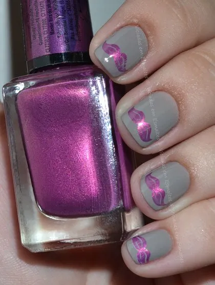 Unhas decoradas com mb1 Konad Carimbo