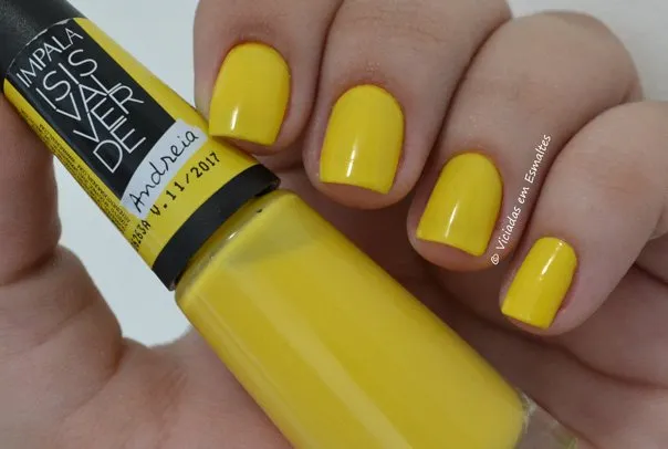 Esmalte Isis Valverde Verão Andreia
