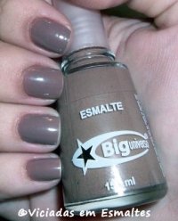 unhas e esmalte