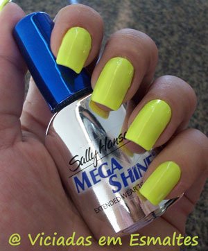 esmalte e unhas