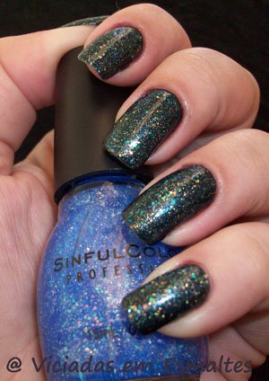 unhas e esmalte