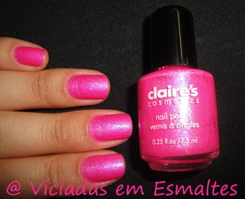 unhas e esmalte