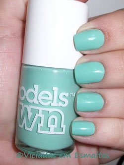 Unhas e esmalte Models Own
