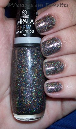 Na Mira 3D com flash Esmaltes SPFW e Unha