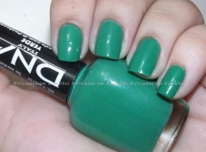 Verde Esmalte Verde DNA Italy