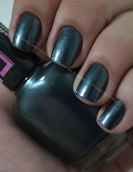 Unha com Esmalte Up Vanity DNA Italy