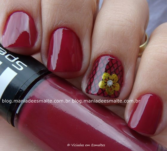 Unha Filha Única com Esmalte Bardana Hits
