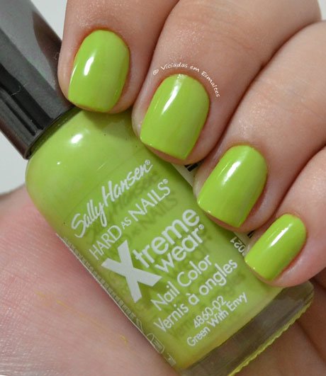 Esmalte Sally Hansen green With Envy Hard as Nails