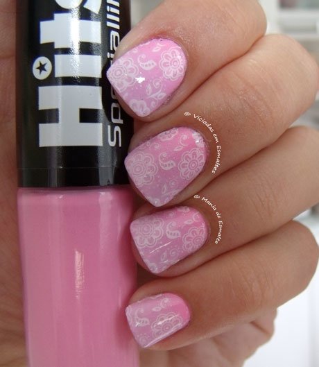 Unhas com Esponjado e Carimbo