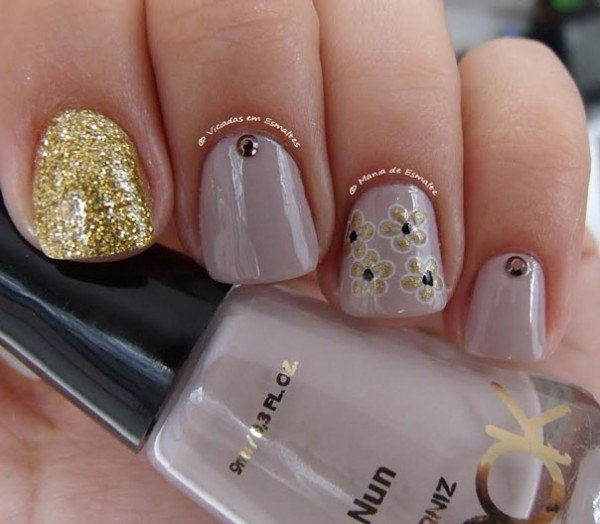 Unhas Decoradas com Glitter e Konad