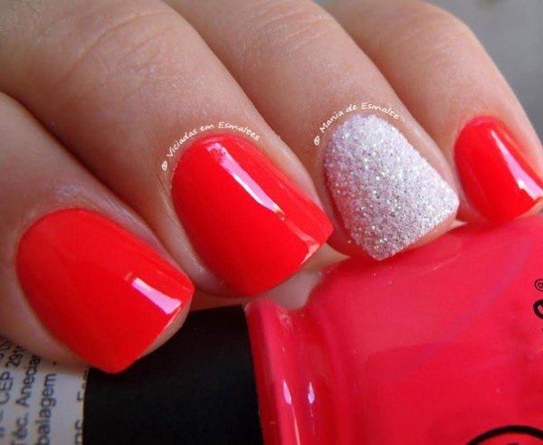 Unhas com Esmalte China Glaze
