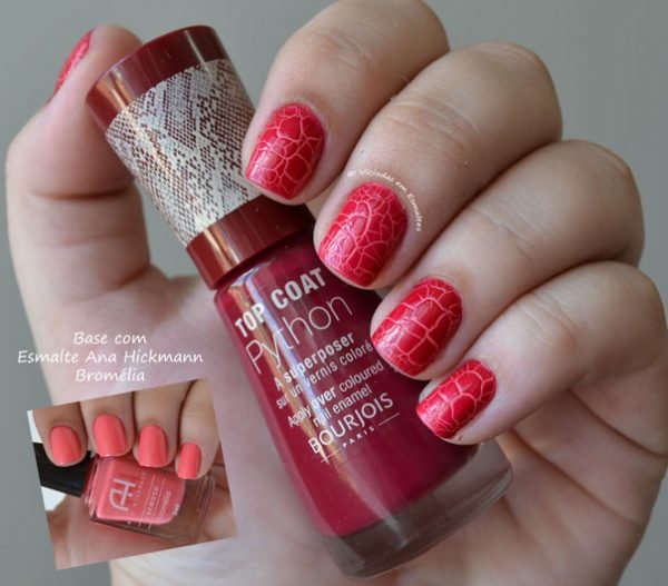 Unhas com Top Coat Python Bourjois