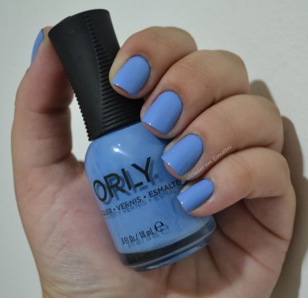 Unhas com Esmalte Orly Snowcone