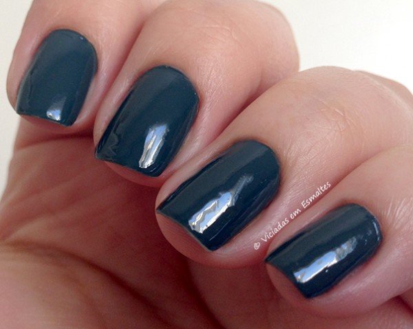 Unhas com Esmalte Ana Hickmann Sereno