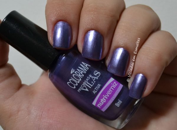 Unhas com Esmalte Colorama Altiva