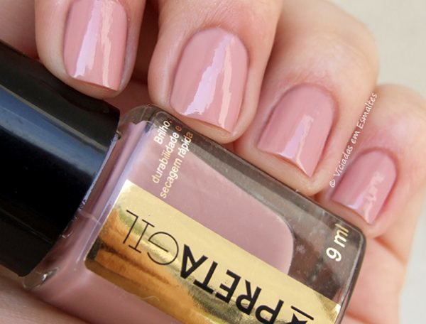 Esmaltes Preta Gil