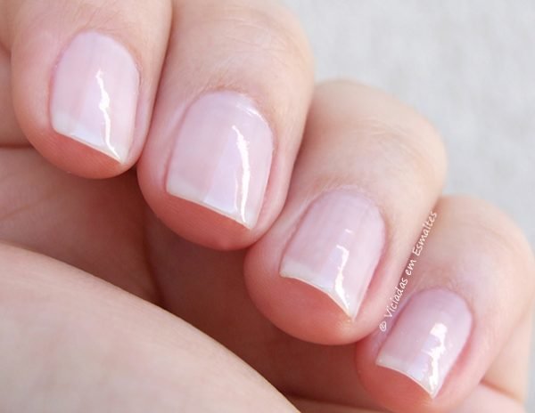Esmalte Preta Gil Branco Nupcial