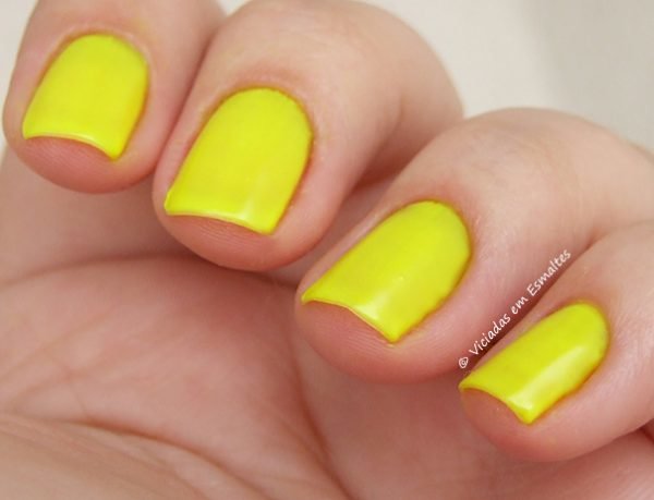 Esmalte Preta Gil Neon Tropical