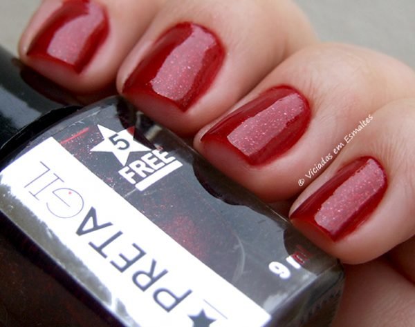 Unhas com Esmalte Preta Gil Despedida de Solteira