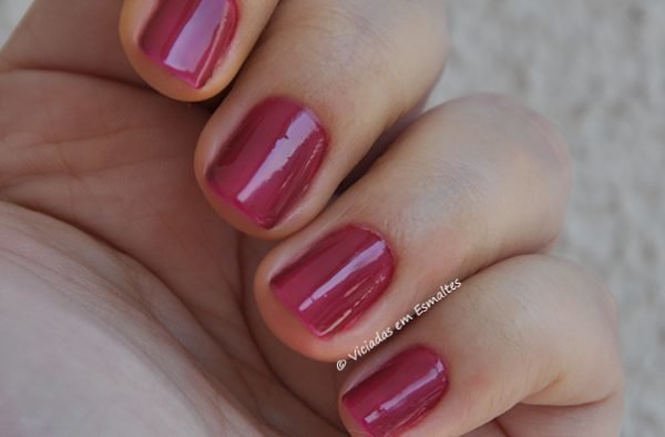Esmalte Preta Gil Peguei o Buquê