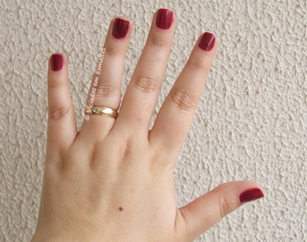 Esmalte Preta Gil Vinho Muso