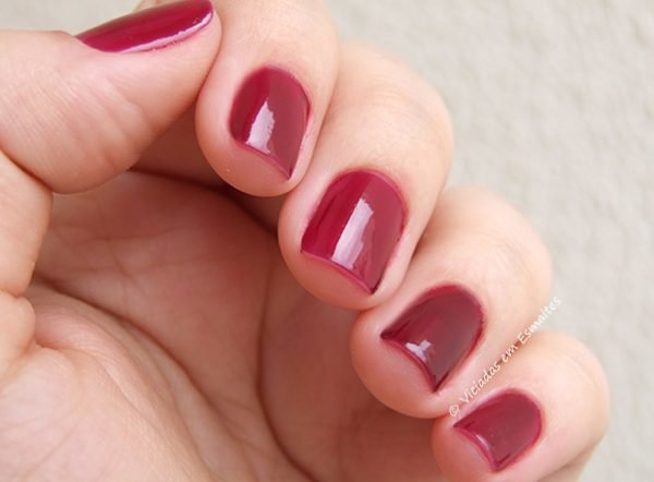 Esmalte Preta Gil Vinho Muso